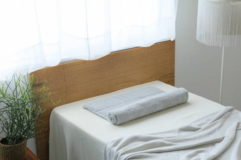 毎日洗えるタオル枕「今治睡眠用タオル2」なら朝までサラッと快適